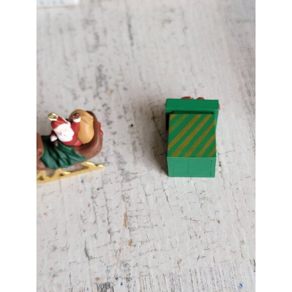 Hallmark miniature Santa variety gift box like Coke ornament Xmas set - Picture 2 of 5